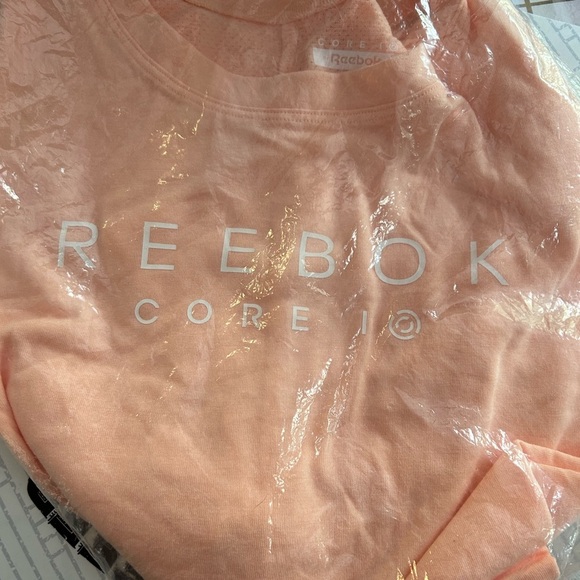 NWT Core 10 by Reebok Women's Casual Mesh Back Short-Sleeve Tee - Picture 4 of 5